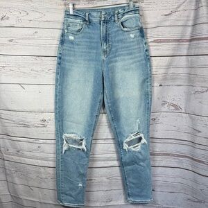 American Eagle Curvy Mom Jeans distressed Size 2 Regular